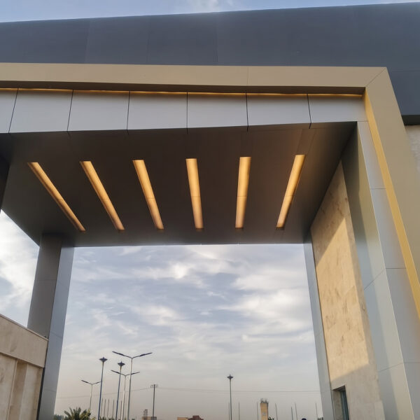 Airport Entrance Gate Deir ez Zor 08 600x600